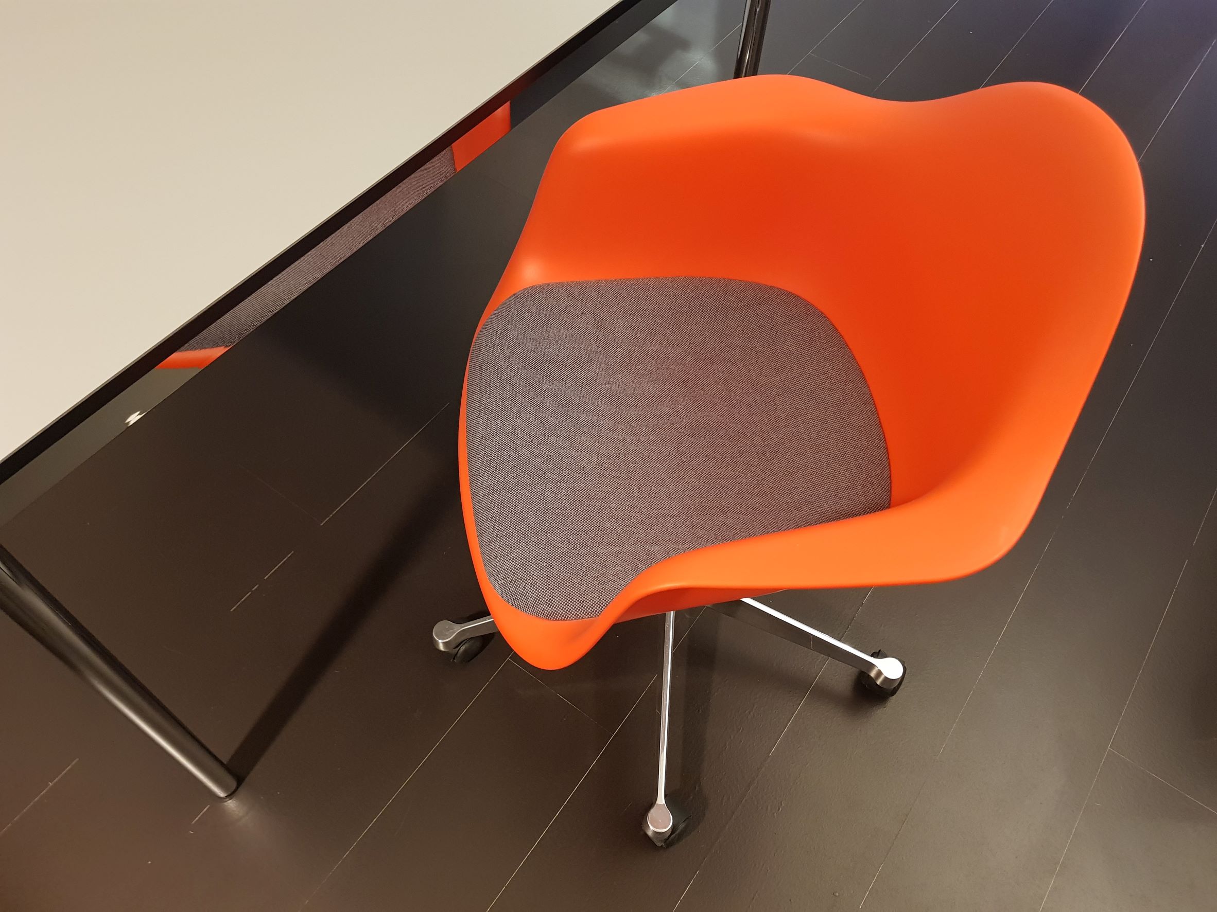 POLTRONCINA PAAC VITRA